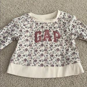 Floral Gap sweatshirt
